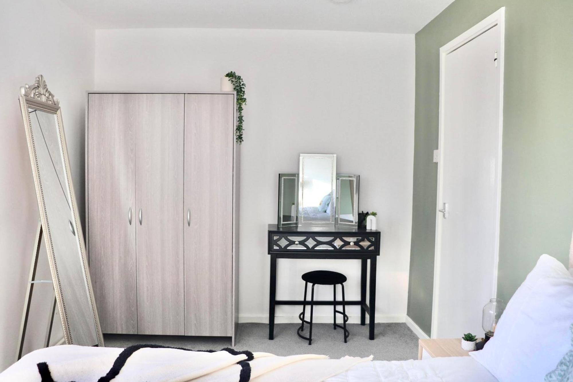Stunning Apartment, Sleeps 4, Central London, 1 Bedroom, Zone 1, Kennington - Open For Business Stays, Long Stays And Families Relocating Exterior foto